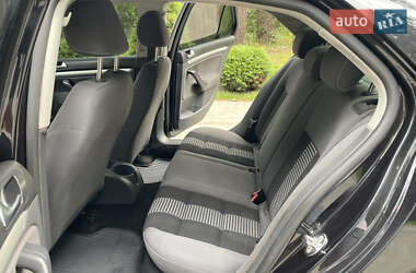 Седан Volkswagen Jetta 2009 в 