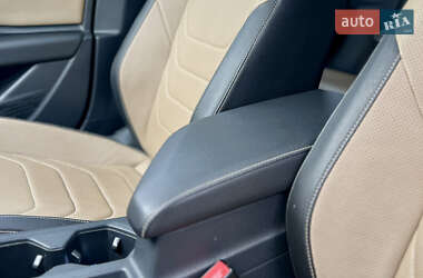 Седан Volkswagen Jetta 2018 в 