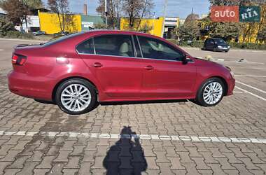 Седан Volkswagen Jetta 2016 в 