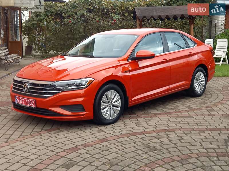 Седан Volkswagen Jetta 2018 в Львові фото 16 Седан Volkswagen Jetta 2018 в Львові