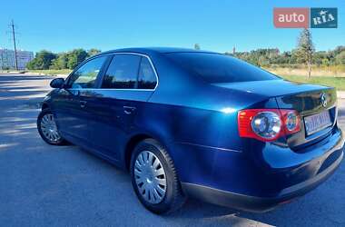 Седан Volkswagen Jetta 2007 в Львове