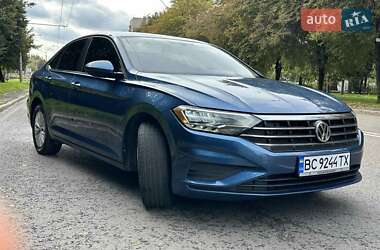 Седан Volkswagen Jetta 2019 в Львове