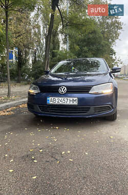 Седан Volkswagen Jetta 2012 в Киеве