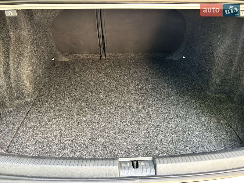 Седан Volkswagen Jetta 2016 в Кривому Розі фото 17 Седан Volkswagen Jetta 2016 в Кривому Розі