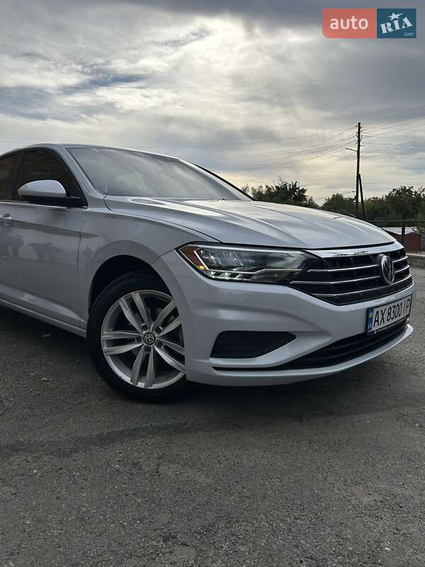 Седан Volkswagen Jetta 2018 в Києві