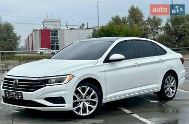 Volkswagen Jetta 2019