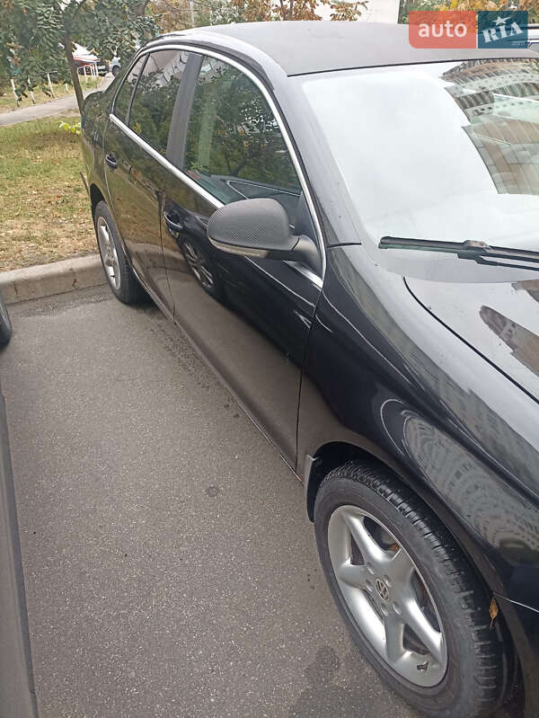 Седан Volkswagen Jetta 2007 в Києві фото 10 Седан Volkswagen Jetta 2007 в Києві