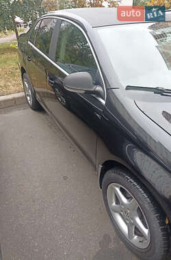 Седан Volkswagen Jetta 2007 в 
