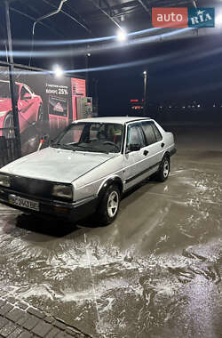 Седан Volkswagen Jetta 1988 в Рава-Руській