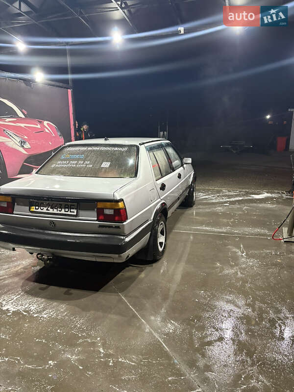 Седан Volkswagen Jetta 1988 в Рава-Руській