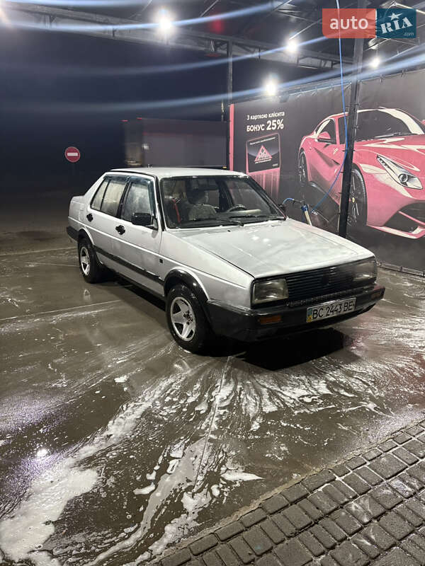 Седан Volkswagen Jetta 1988 в Рава-Руській
