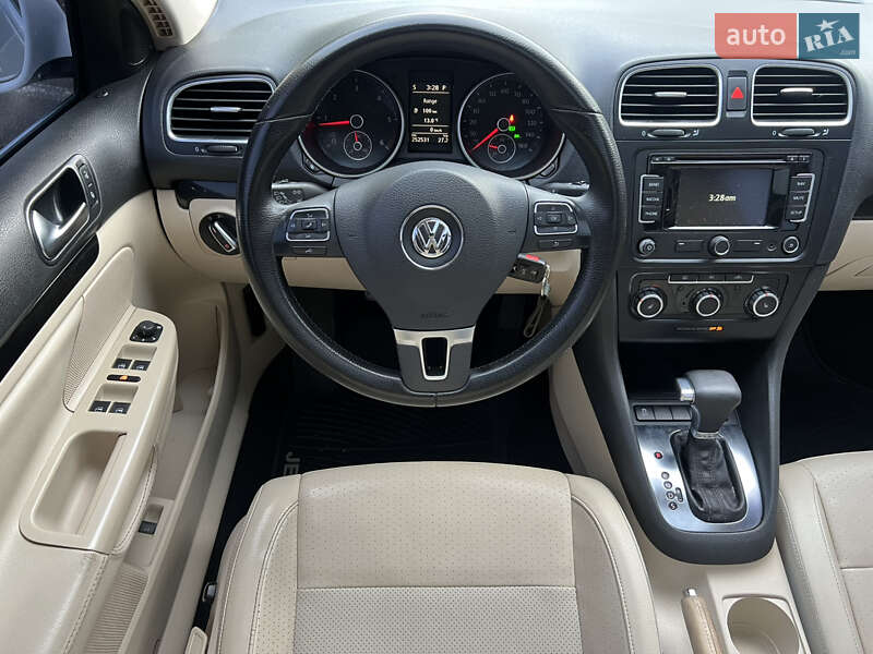 Универсал Volkswagen Jetta 2010 в Киеве фото 36 Универсал Volkswagen Jetta 2010 в Киеве