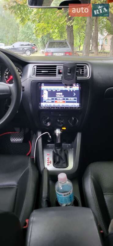 Седан Volkswagen Jetta 2013 в Броварах