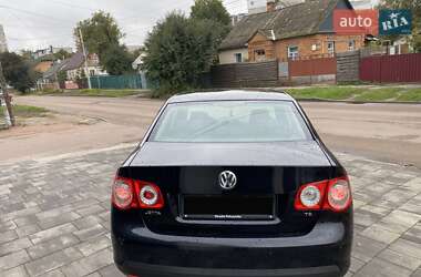 Седан Volkswagen Jetta 2008 в  фото 7 Седан Volkswagen Jetta 2008 в