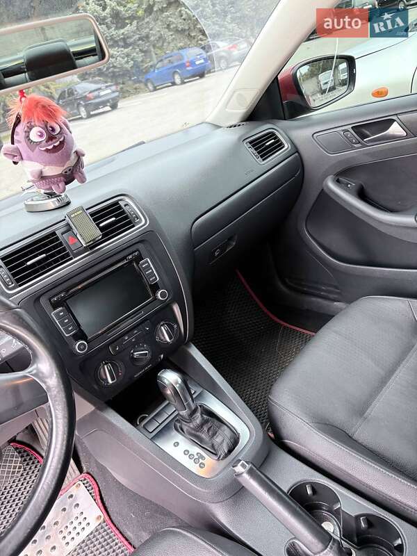 Седан Volkswagen Jetta 2012 в Харкові фото 14 Седан Volkswagen Jetta 2012 в Харкові