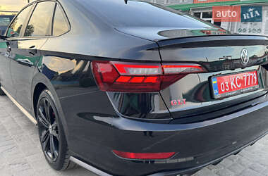 Седан Volkswagen Jetta 2020 в 