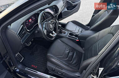 Седан Volkswagen Jetta 2020 в 