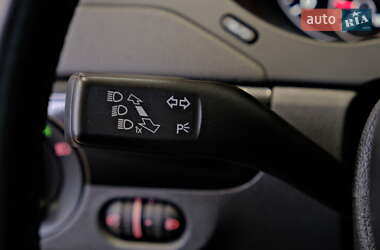 Седан Volkswagen Jetta 2013 в 