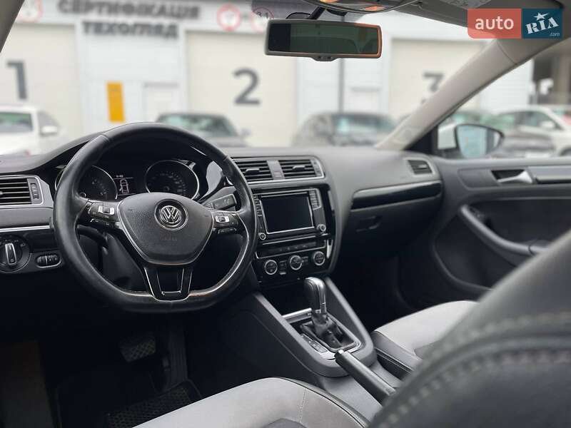 Седан Volkswagen Jetta 2016 в Одессе фото 7 Седан Volkswagen Jetta 2016 в Одессе
