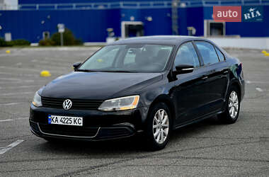 Седан Volkswagen Jetta 2010 в Киеве