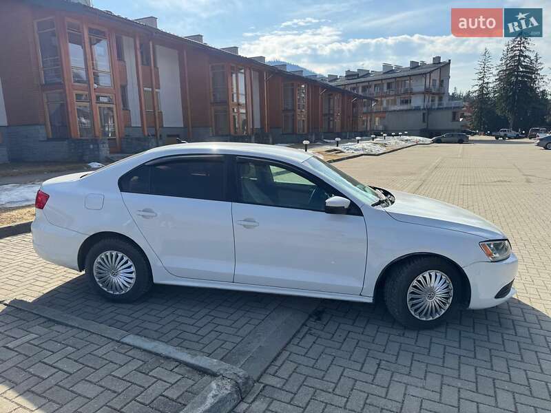 Седан Volkswagen Jetta 2011 в Хмельницькому