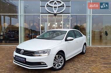 Седан Volkswagen Jetta 2016 в Киеве