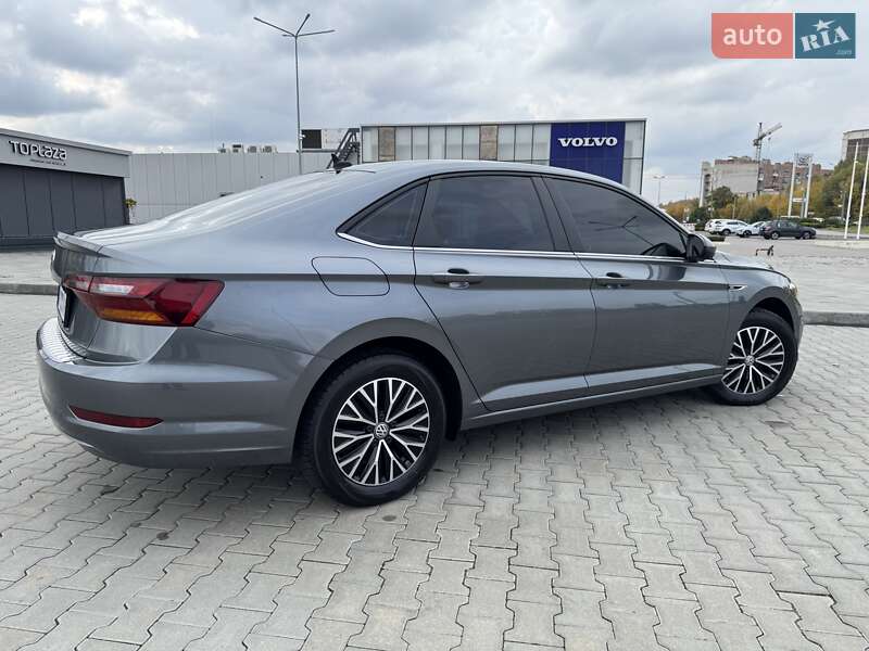 Седан Volkswagen Jetta 2019 в Харкові