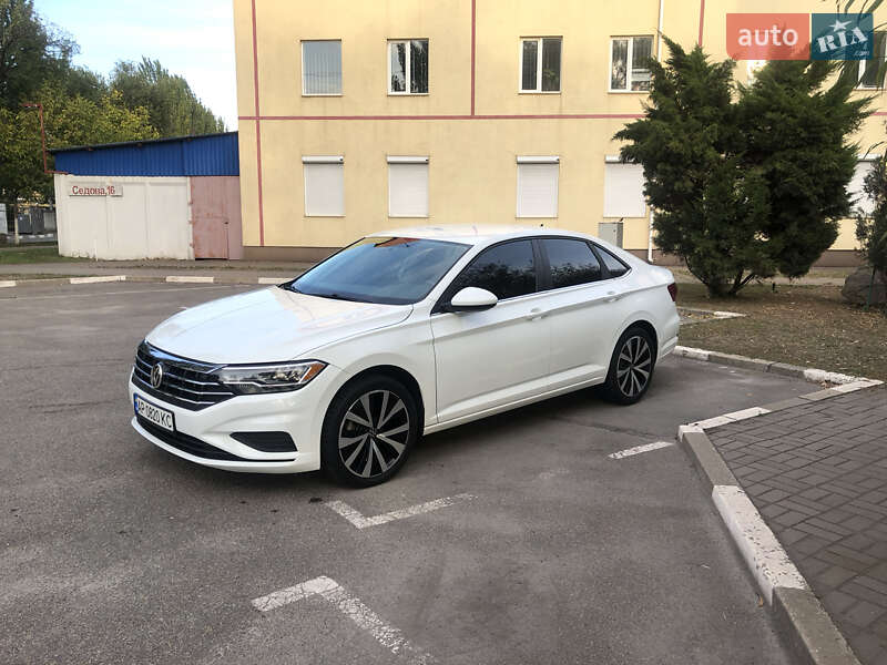 Седан Volkswagen Jetta 2019 в Запоріжжі