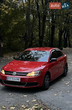 Седан Volkswagen Jetta 2012 в Харькове