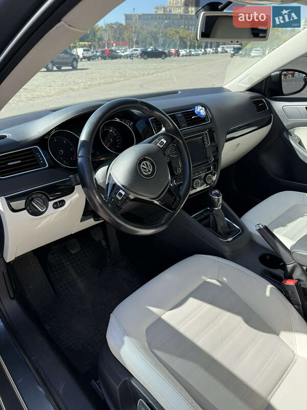 Седан Volkswagen Jetta 2016 в Харкові фото 11 Седан Volkswagen Jetta 2016 в Харкові