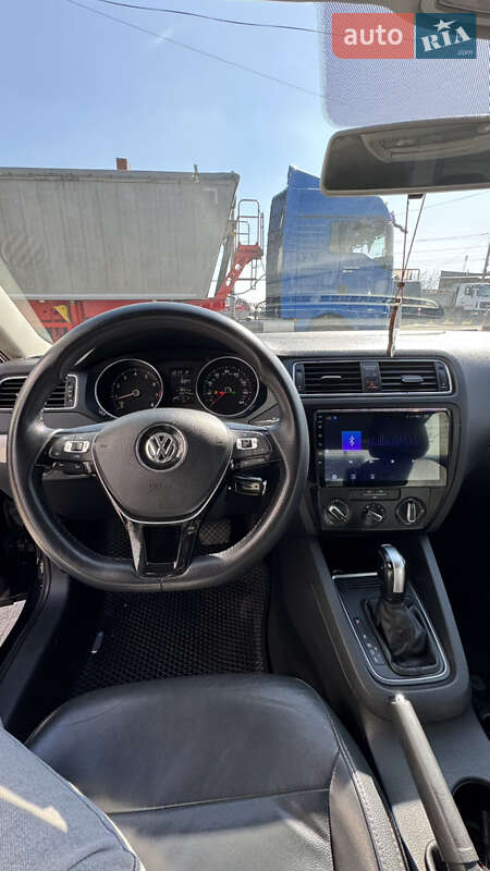 Седан Volkswagen Jetta 2016 в Одессе