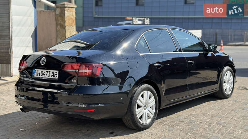 Седан Volkswagen Jetta 2016 в Одессе