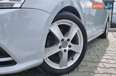 Седан Volkswagen Jetta 2017 в 