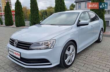 Седан Volkswagen Jetta 2017 в 