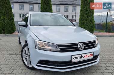 Седан Volkswagen Jetta 2017 в 