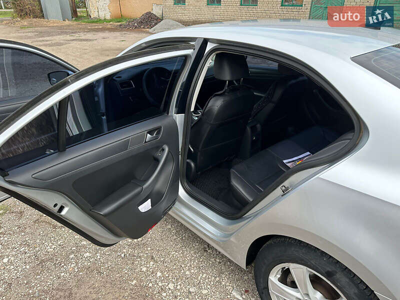 Седан Volkswagen Jetta 2014 в Сахновщине фото 8 Седан Volkswagen Jetta 2014 в Сахновщине