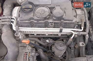 Седан Volkswagen Jetta 2008 в  фото 4 Седан Volkswagen Jetta 2008 в