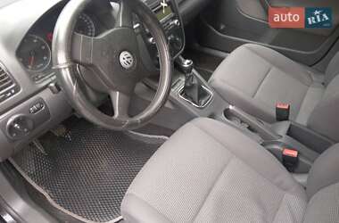 Седан Volkswagen Jetta 2008 в  фото 9 Седан Volkswagen Jetta 2008 в