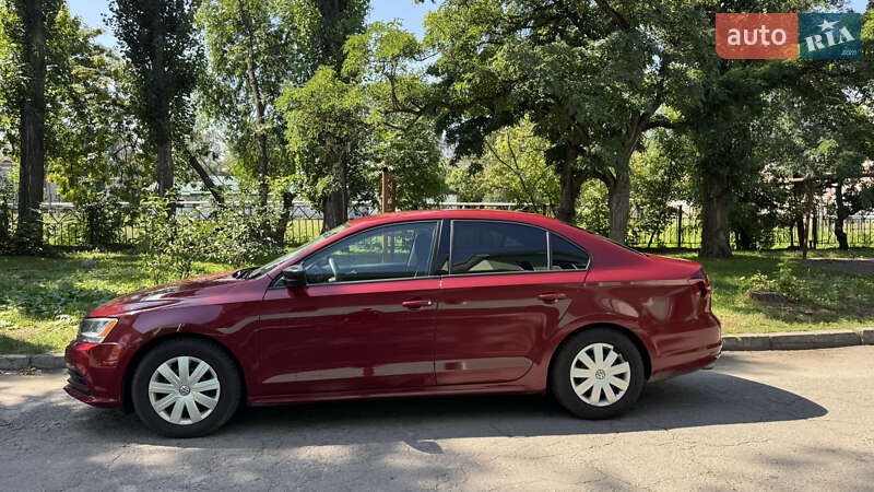 Седан Volkswagen Jetta 2015 в Кременчуці