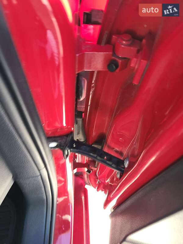 Седан Volkswagen Jetta 2015 в Києві фото 6 Седан Volkswagen Jetta 2015 в Києві