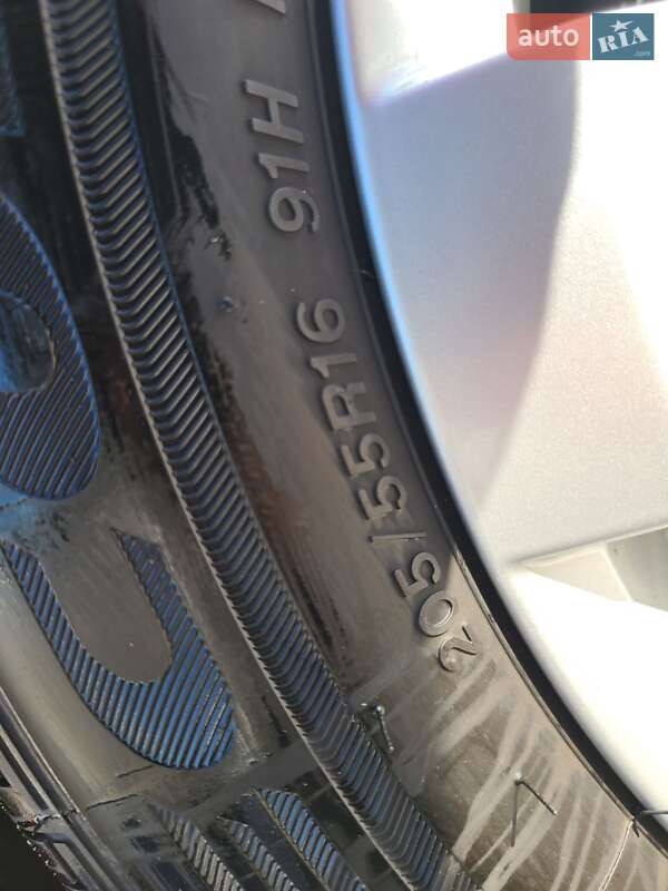 Седан Volkswagen Jetta 2015 в Києві фото 30 Седан Volkswagen Jetta 2015 в Києві