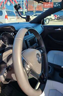 Седан Volkswagen Jetta 2015 в Киеве