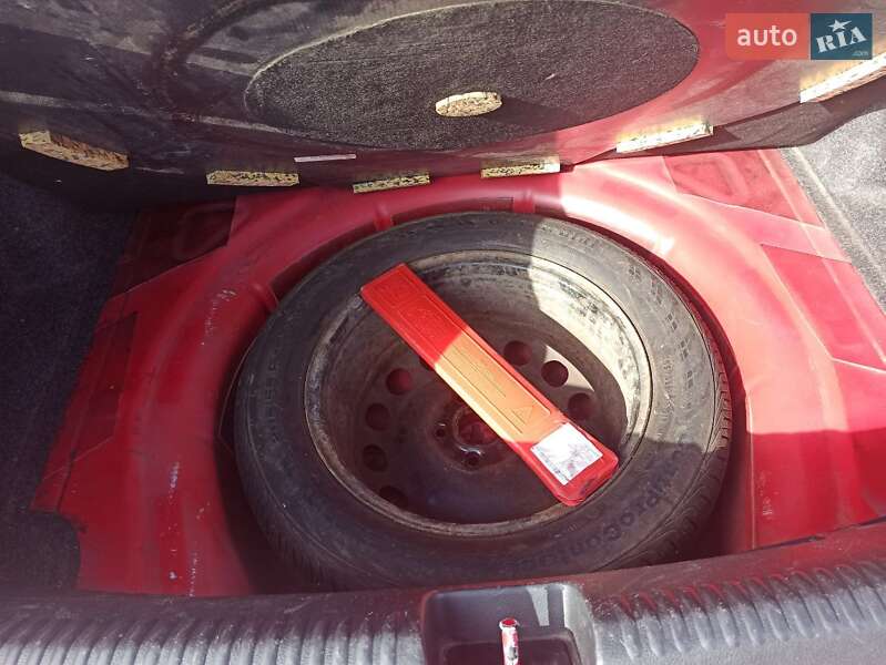 Седан Volkswagen Jetta 2014 в Києві