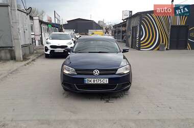 Volkswagen Jetta 2013