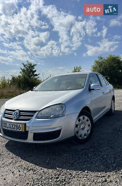 Седан Volkswagen Jetta 2008 в 