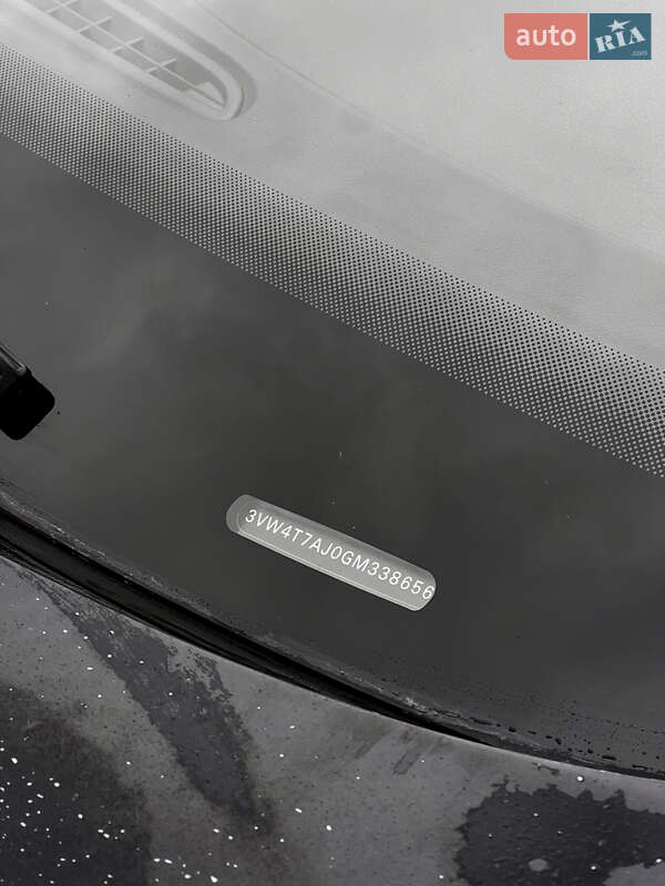 Седан Volkswagen Jetta 2016 в Києві