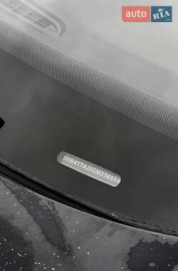 Седан Volkswagen Jetta 2016 в 