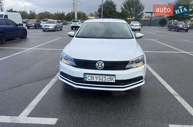 Седан Volkswagen Jetta 2016 в 