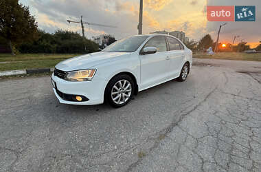 Седан Volkswagen Jetta 2014 в Полтаве