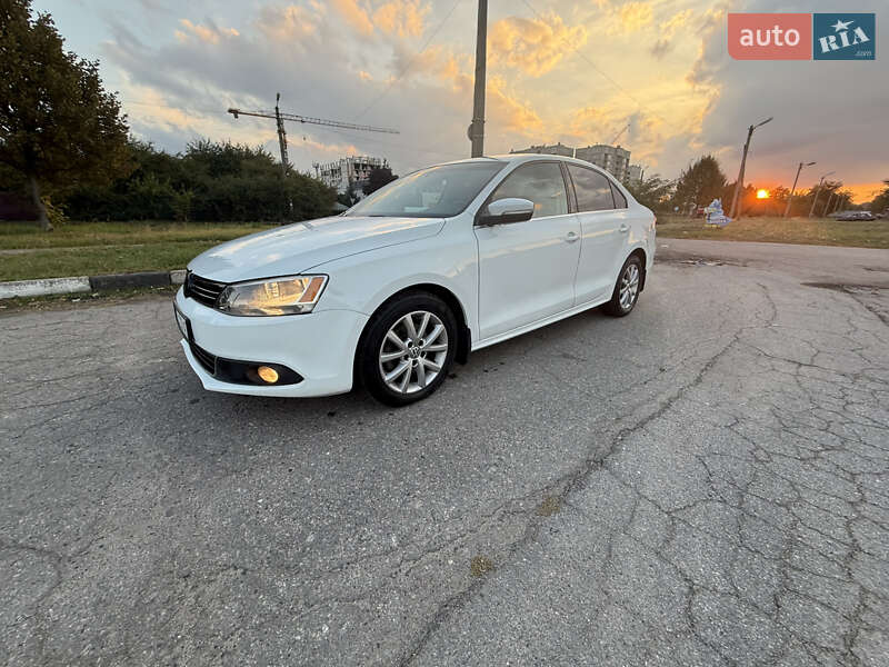Volkswagen Jetta 2014